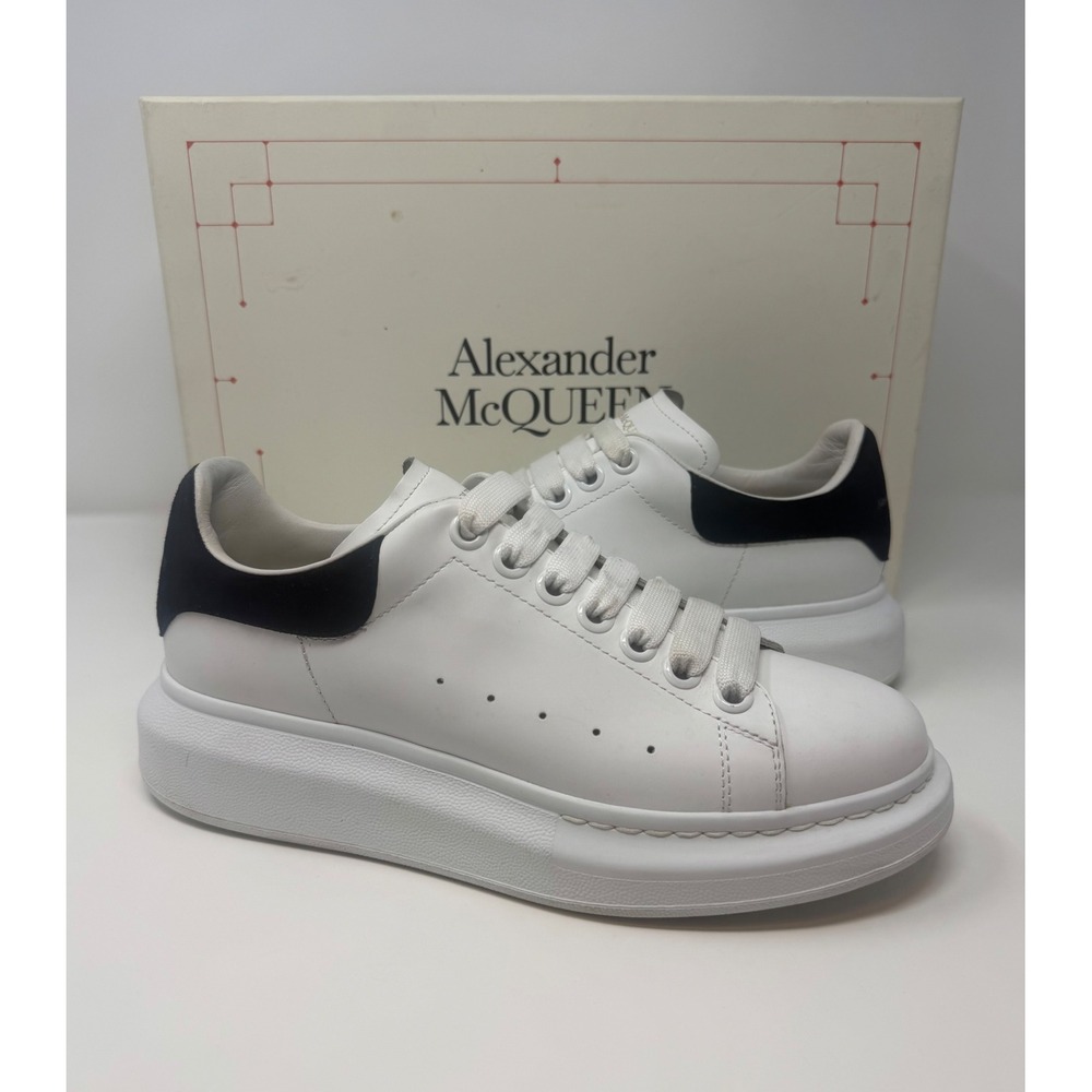 Alexander McQueen Oversized Sneaker Suede White/Black Size 8 US 38 EU